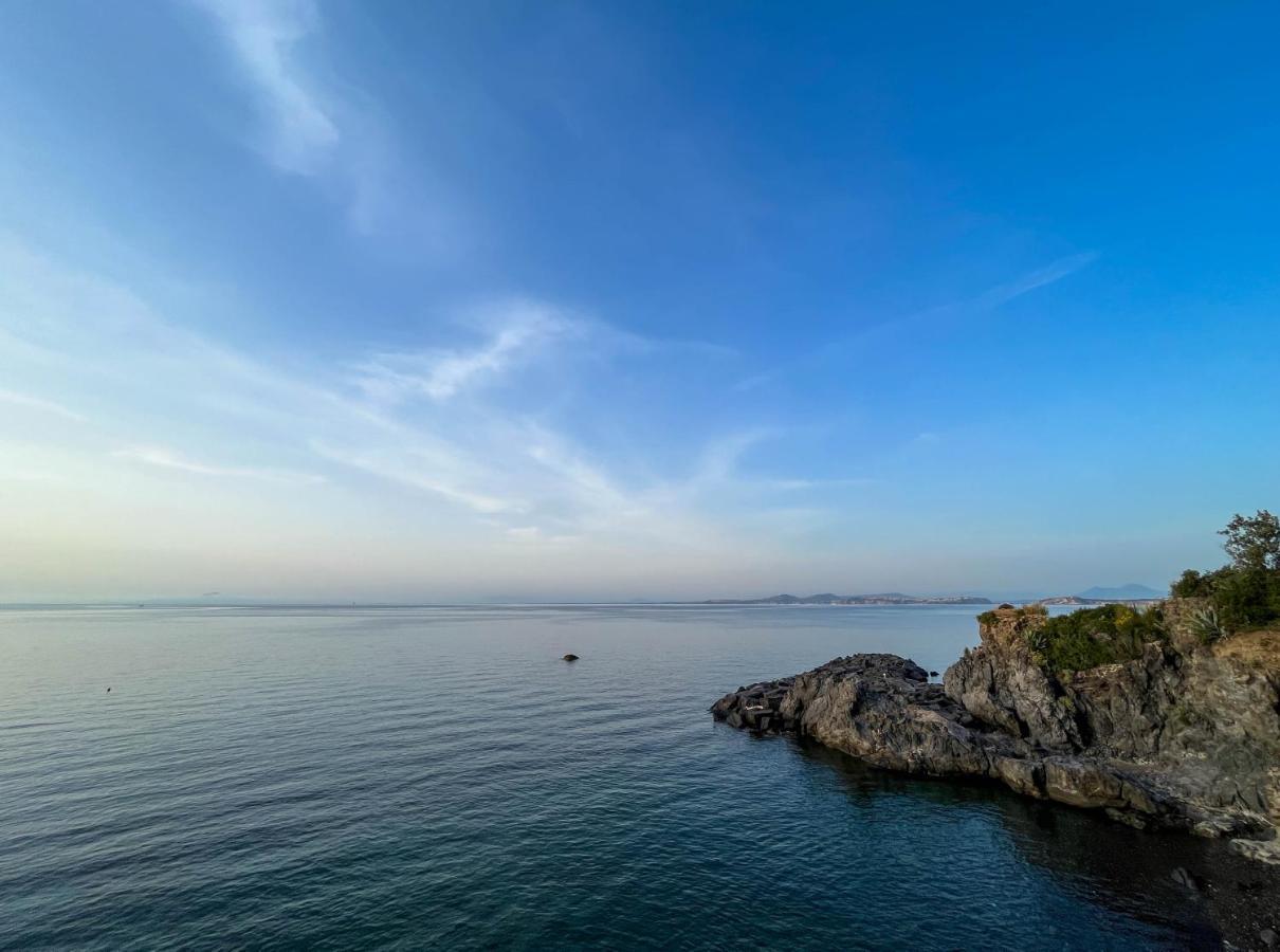 Nelinda Waterfront Accommodation Casamicciola Terme Εξωτερικό φωτογραφία